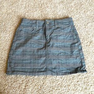 American Eagle skirt size 0. WORN ONCE